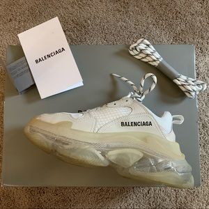 WOMEN'S TRIPLE S SNEAKER CLEAR SOLE